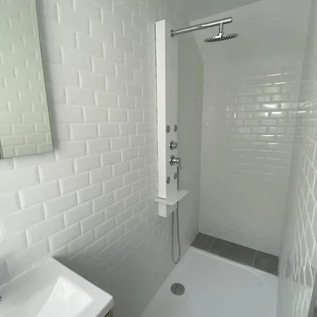 Lejlighed 55m Close To Town Center Caen
