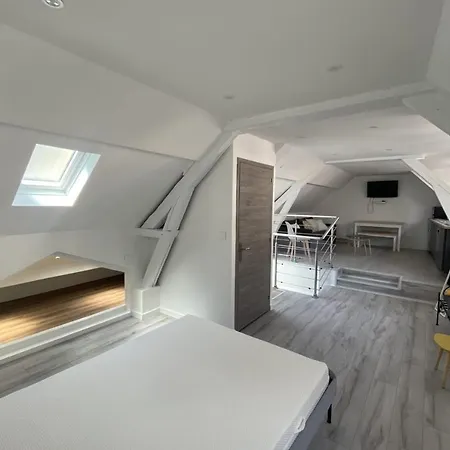 55m Close To Town Center Lejlighed Caen